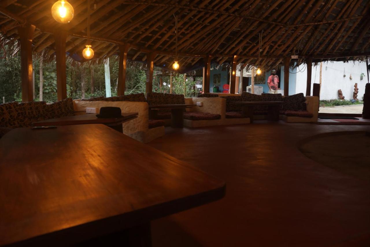 StoneAge Resort Ballupet Sakleshpur Esterno foto